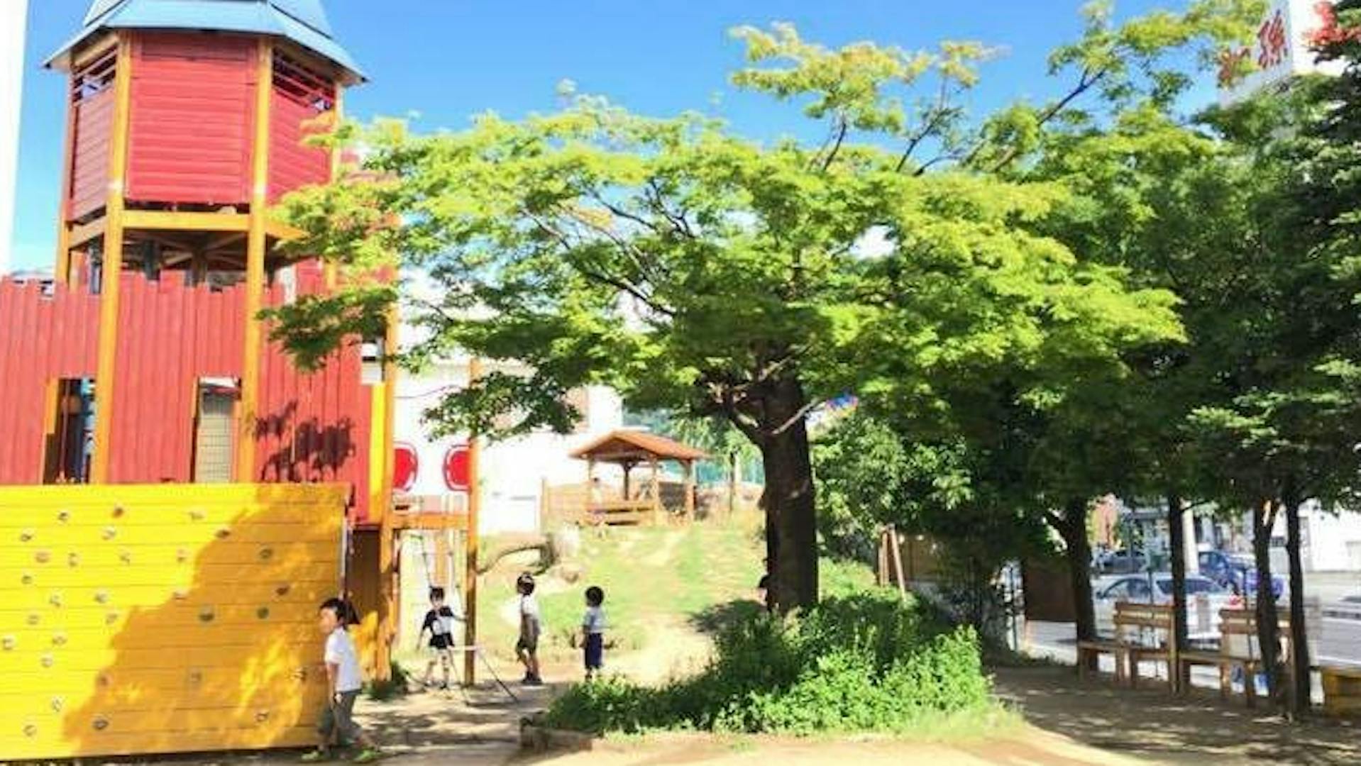 学校法人山鳩学園東原幼稚園のロゴ