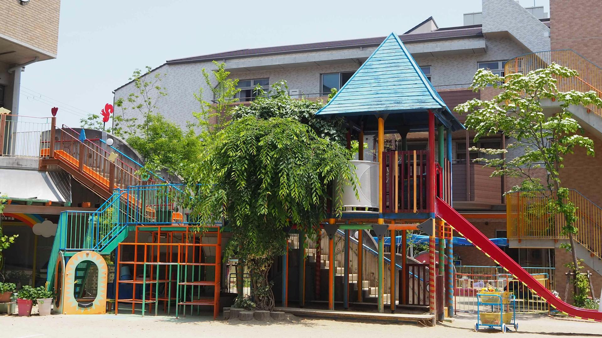 四恩学園のロゴ