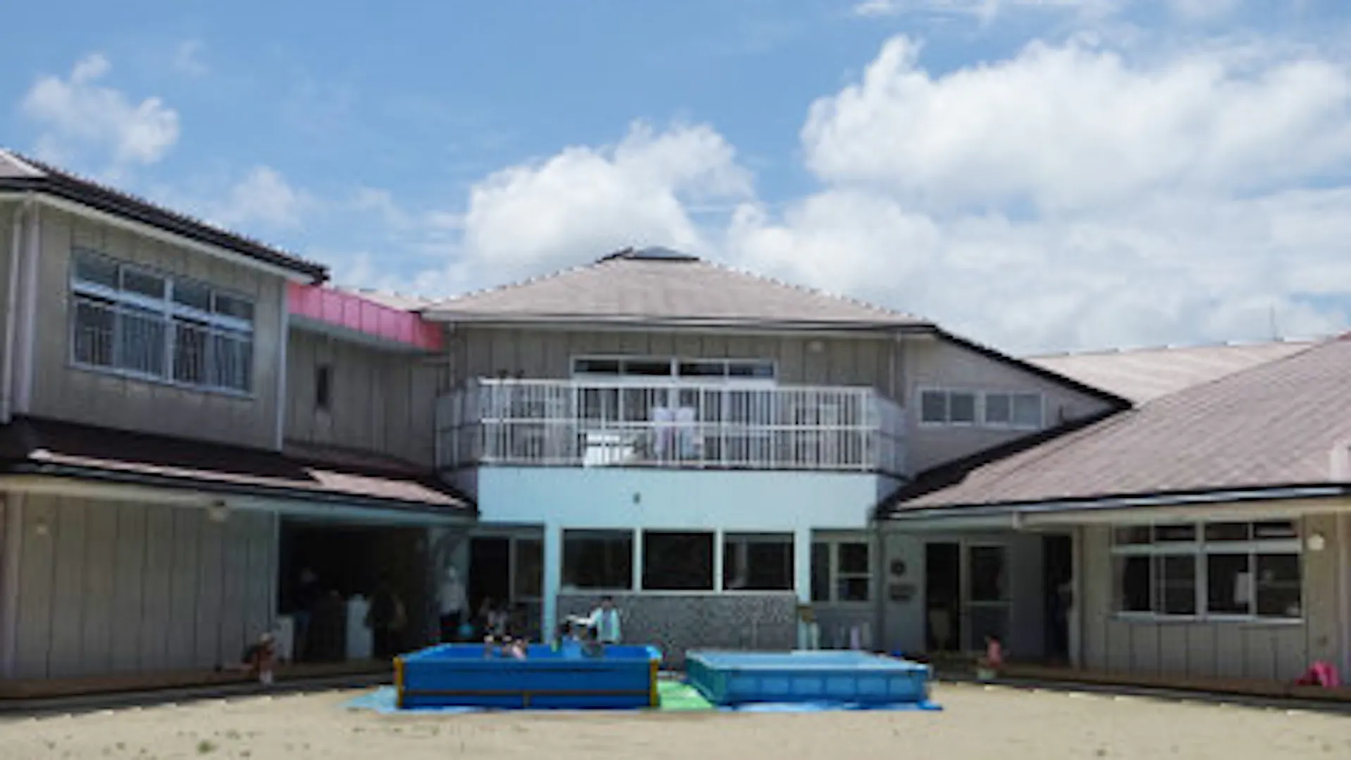 信愛学園