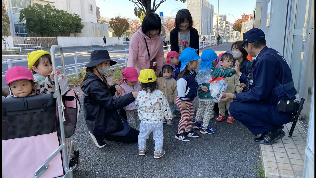 地域との交流を通し、子どもの育ちを共に育みます。