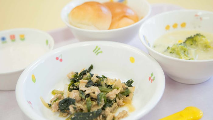 社割価格で手作り給食が食べられます!