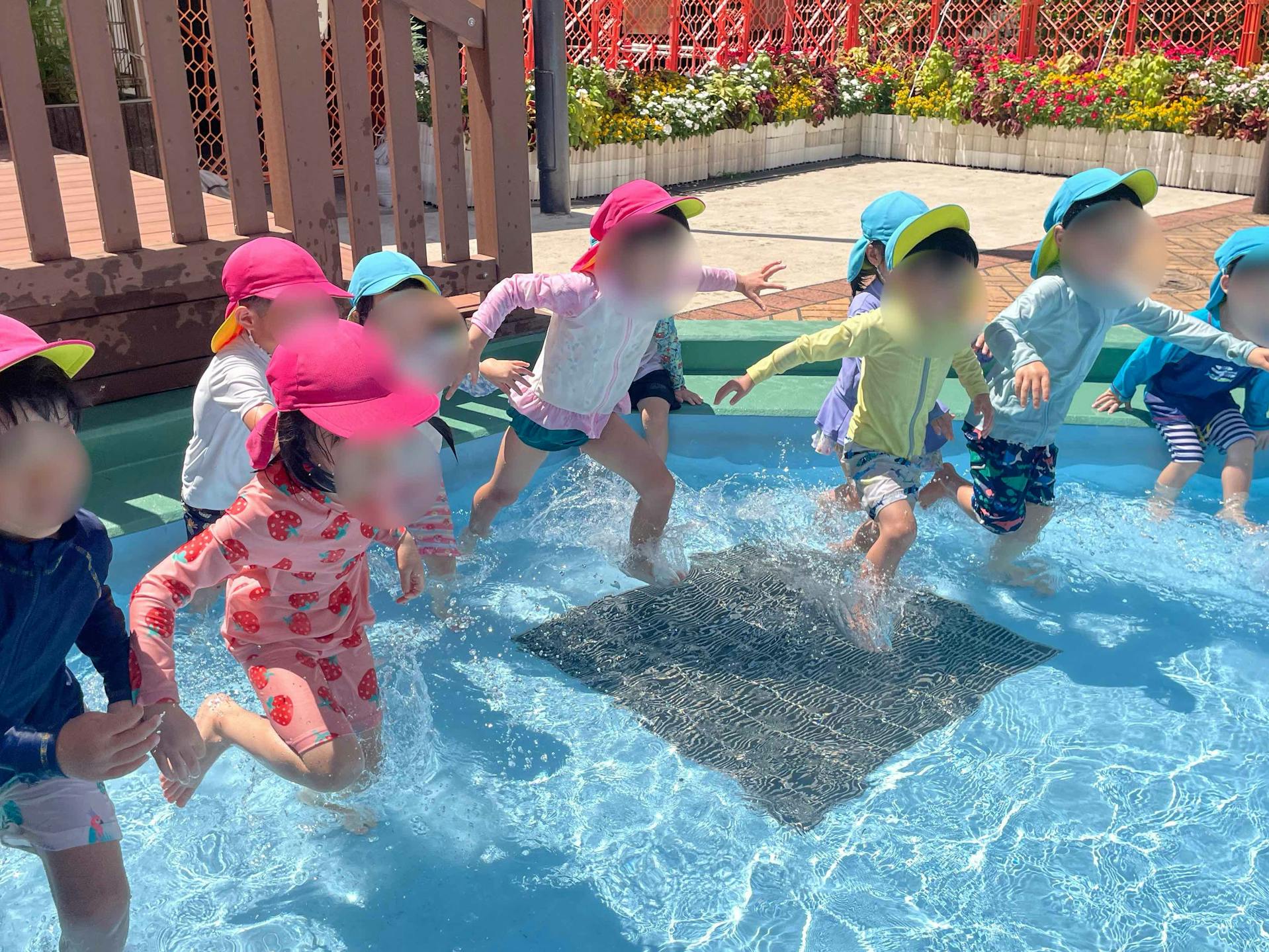 常勤保育士 固定シフト(10:35-19:35)で働きやすい