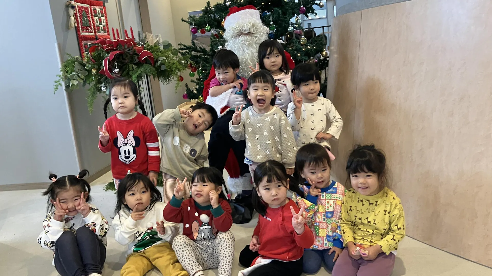 子どもが大好きな先生募集中。優しい仲間と楽しい職場環境です。