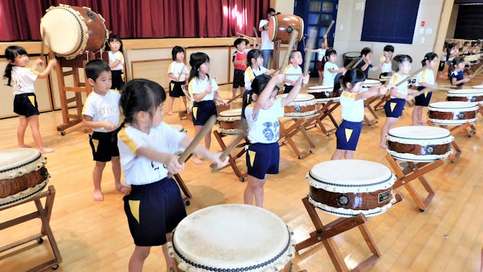 日本の伝統文化を学ぶ和太鼓教室