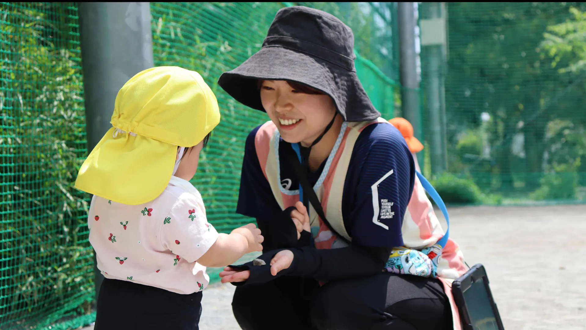 【新卒】駅から徒歩１分！寄り添う保育を心がけています。