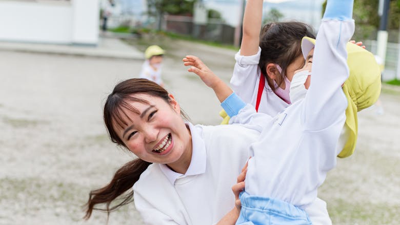 子ども達の成長を私達と共に見守り、応援しませんか?