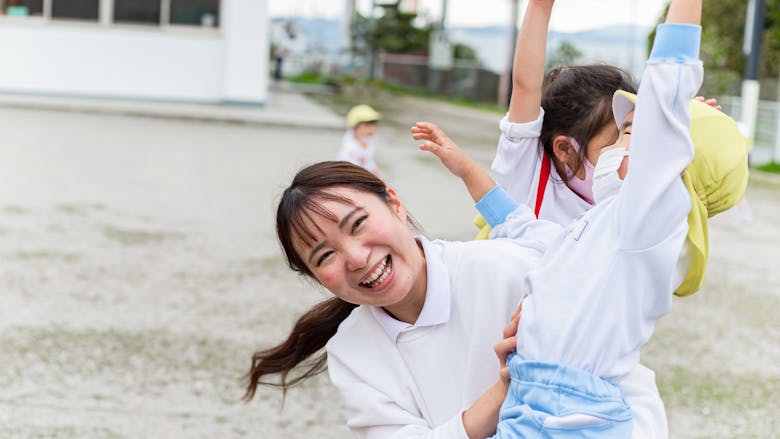 子ども達の成長を私達と共に見守り、応援しませんか?