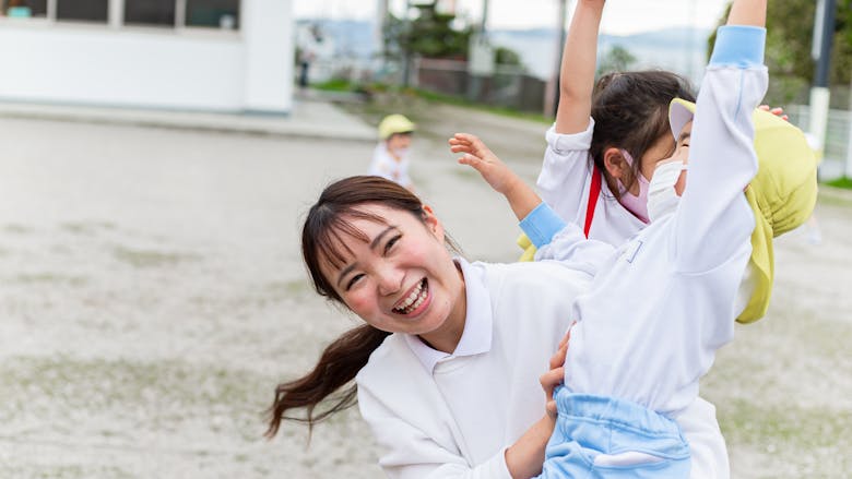 子ども達の成長を私達と共に見守り、応援しませんか？