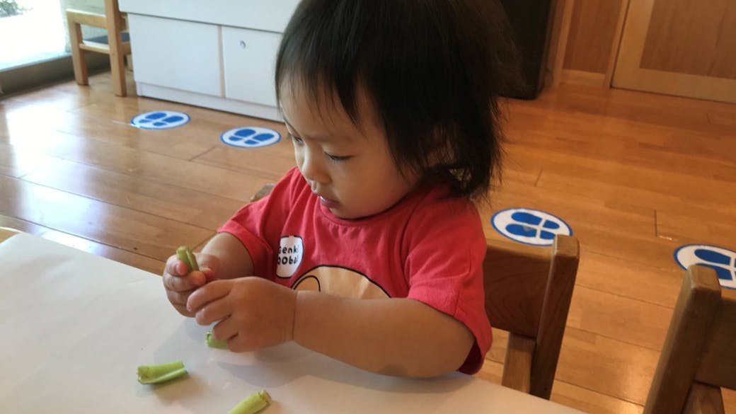 食べることを楽しみ、感謝する気持ちを育む