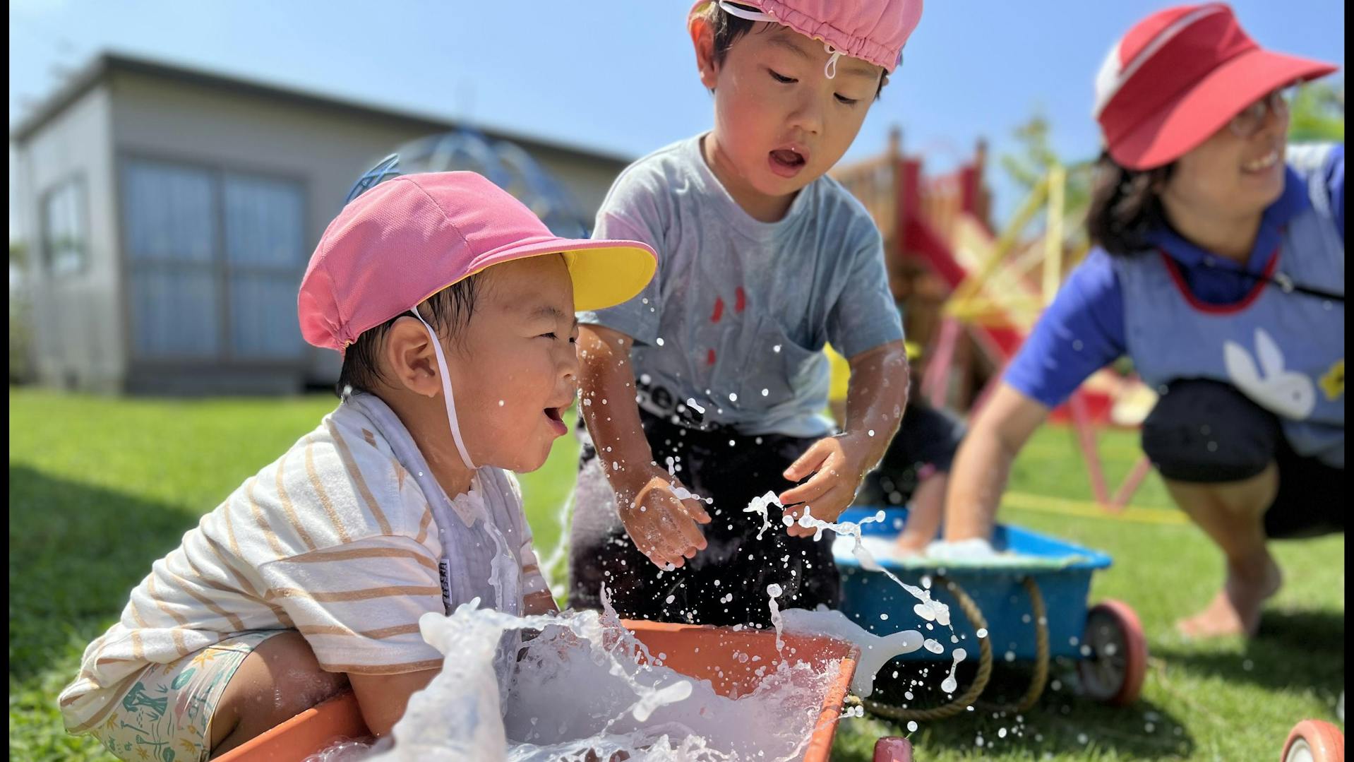 太平洋を臨む南の島で、子どもたちと楽しく過ごしませんか