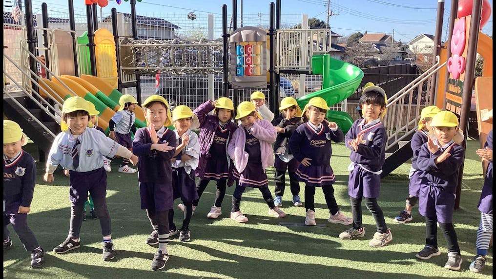 太田市で唯一、4言語 Happy Kids.
