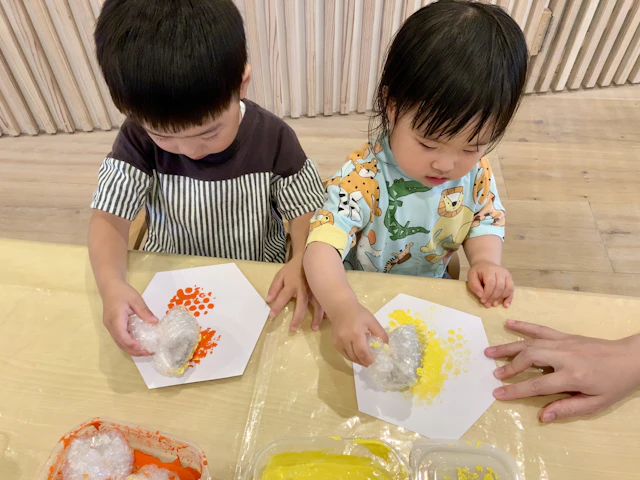 ぶんぶんぶん、蜂が飛ぶ⭐︎