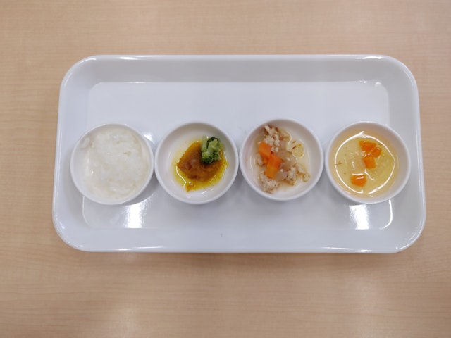 せたがやこころ保育園　8月の離乳食(後期食)をご紹介させていただきます