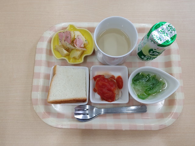 せたがやこころ保育園　8月の給食をご紹介させていただきます