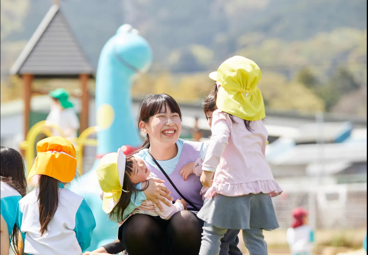 社会福祉法人裕愛会　幼保連携型認定こども園　ふたかみの森せいか子ども園