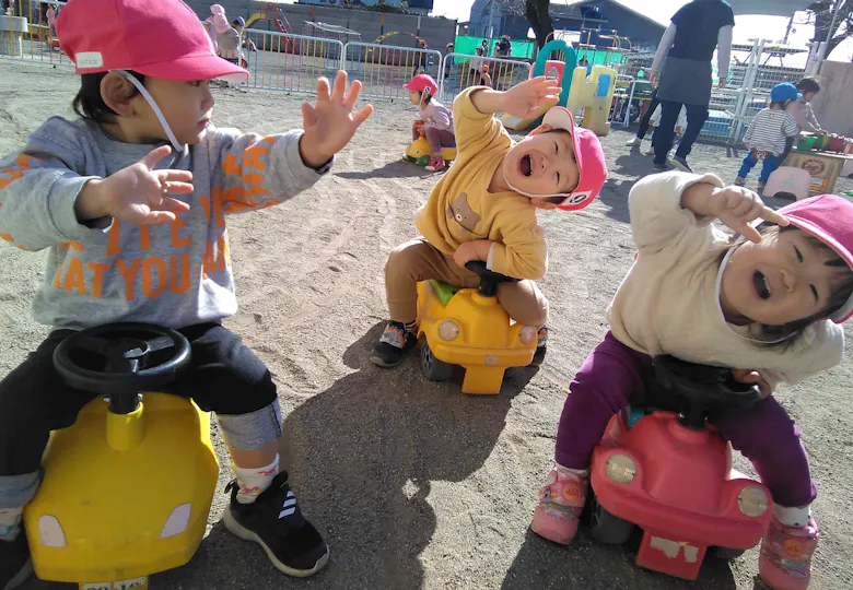 秦野市立つるまきこども園