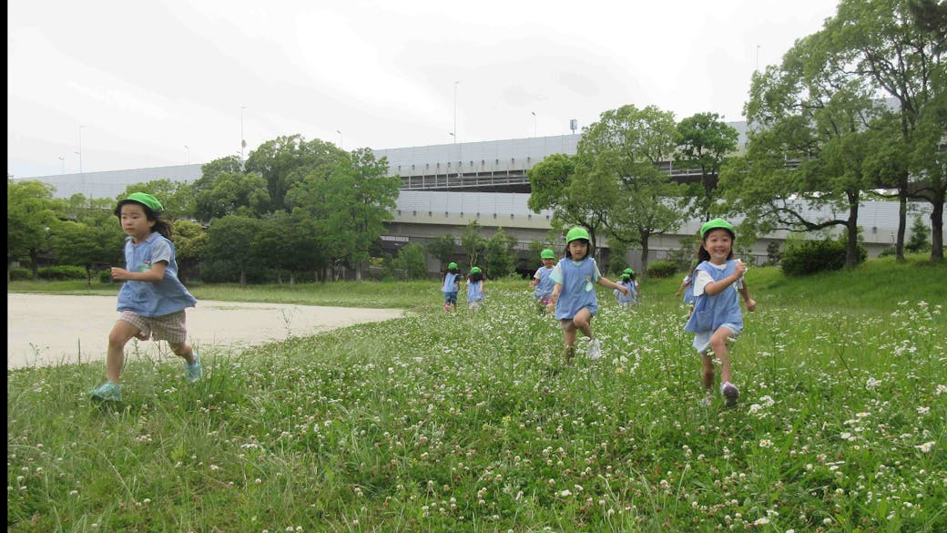 お散歩、運動あそび（外であそぼう！）