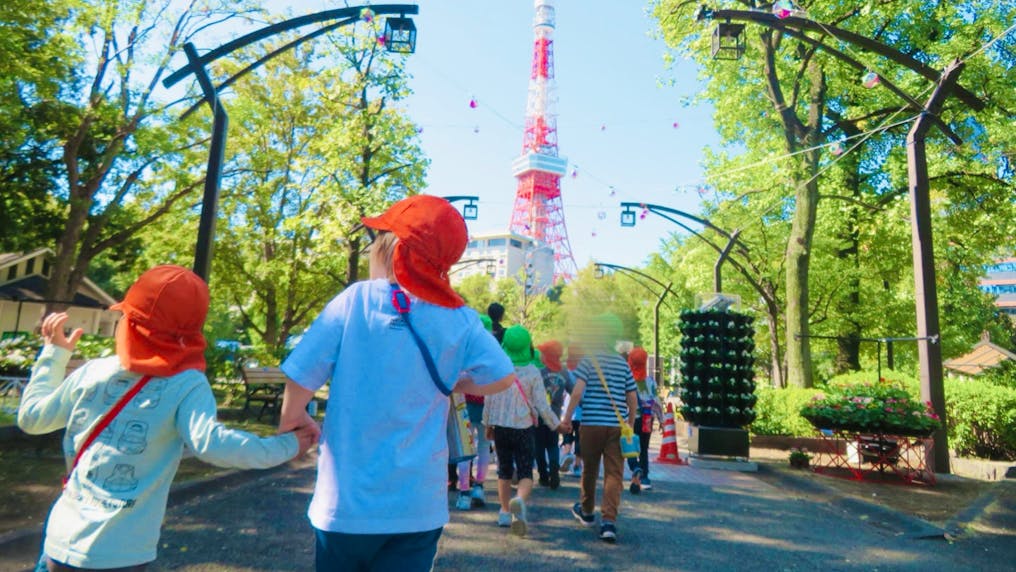 園周辺にはたくさん公園があります