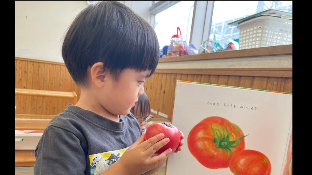 子どもも大人も一緒に楽しく食べる