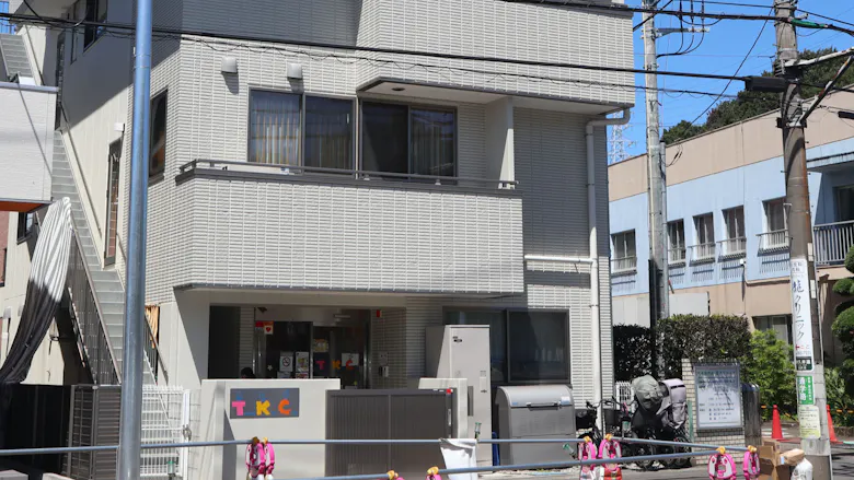毎日行きたくなる保育園｜年間休日＋特別休暇128日｜副業OK