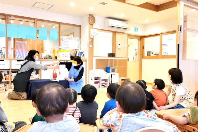 くまボラさんの「絵本の読み聞かせ」みんなノリノリでした
