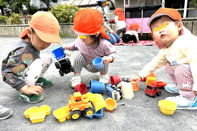 みんなでやると工事がはかどるね