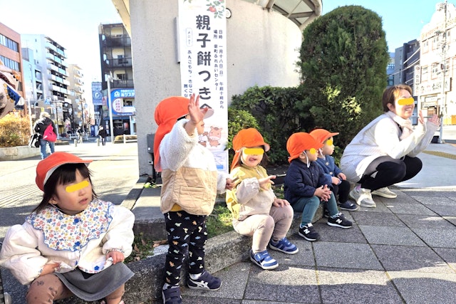 親子餅つき大会行く人？　はーい！