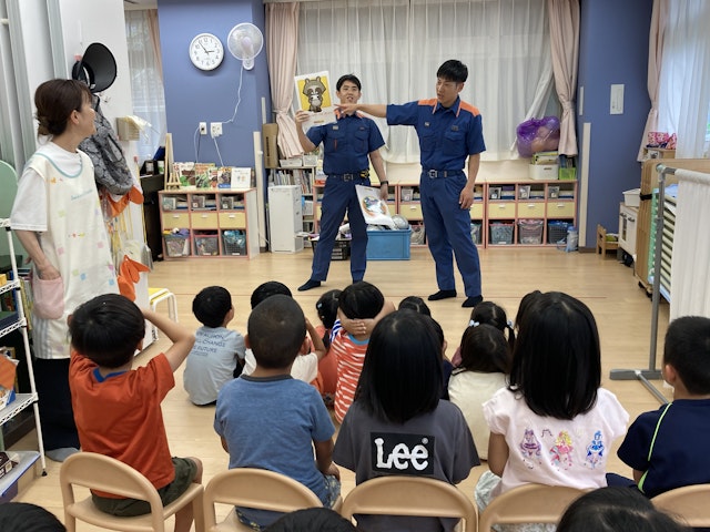 消防士さんによる　花火教室　4・5歳児クラス