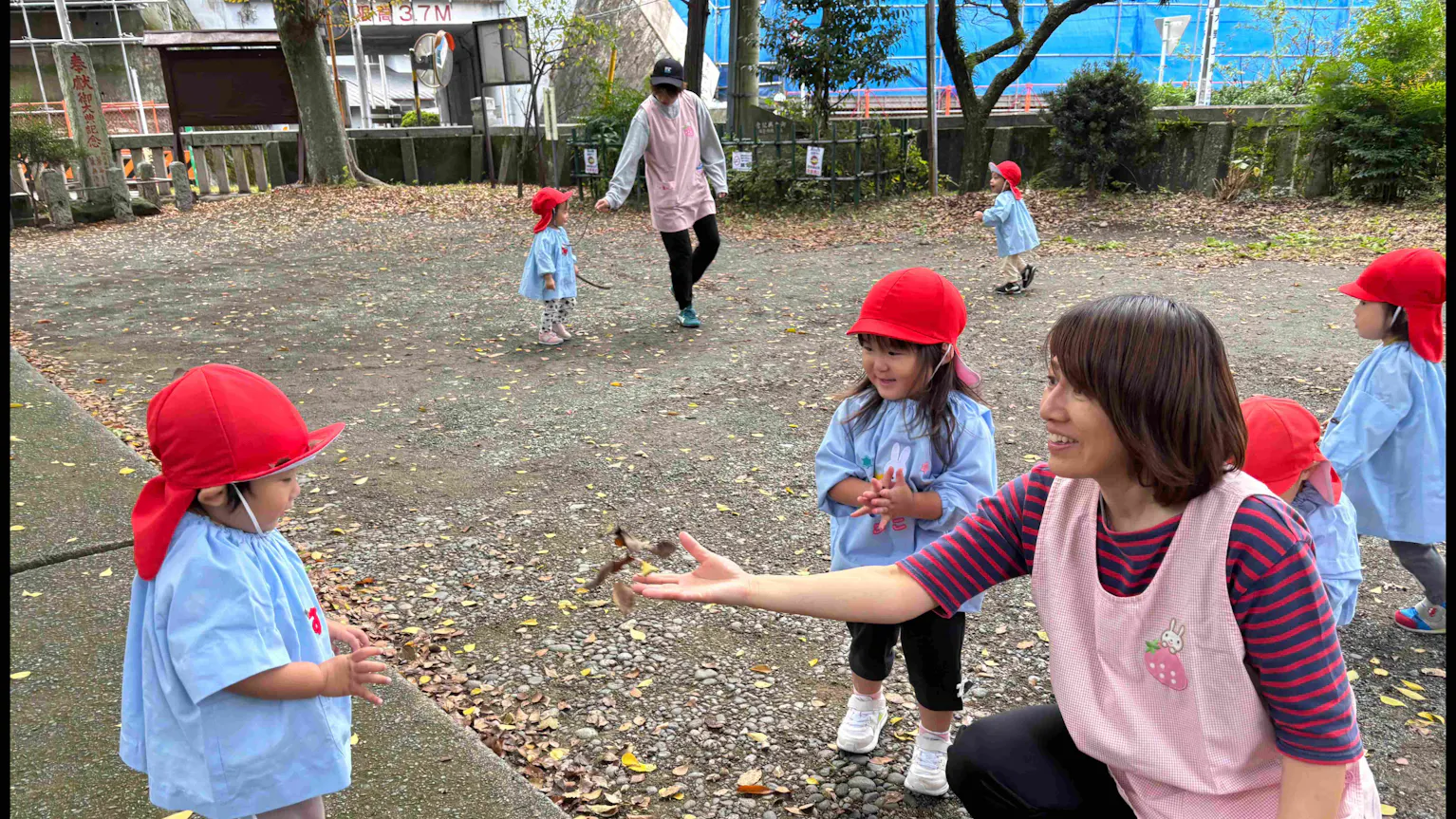 職員同士がとっても仲良し！子どもと一緒にワクワクしよう！