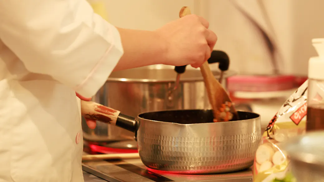 おいしい給食とおやつを毎日提供！
