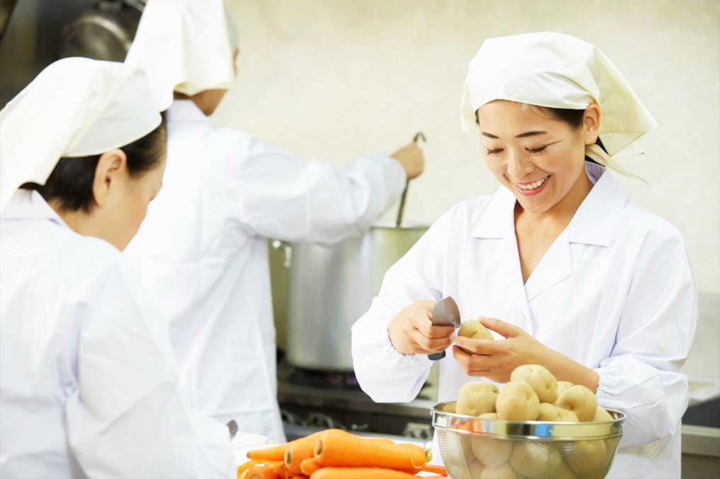 自園調理の給食を提供