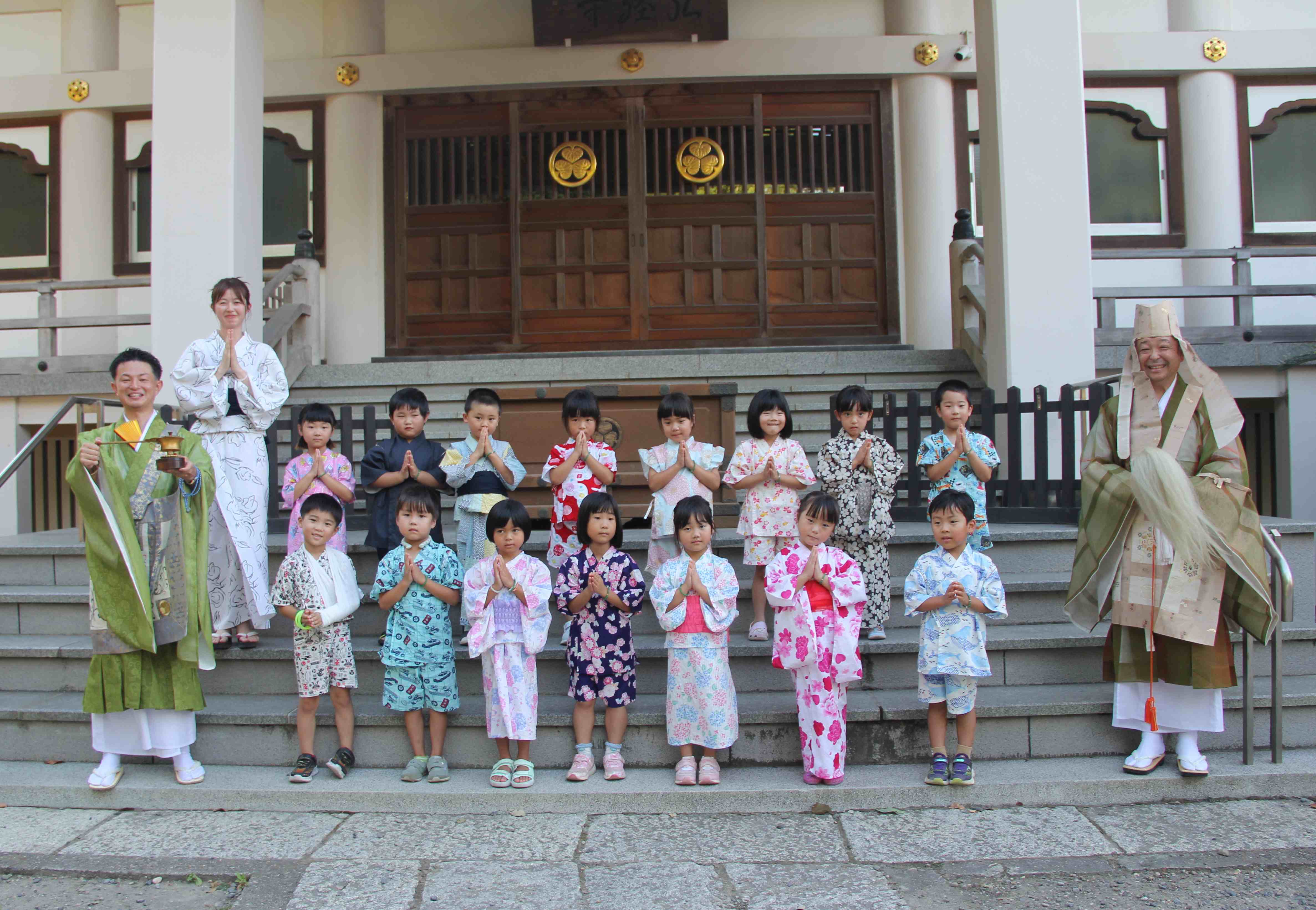 【春日幼稚園】 白セット 春日幼稚園買い方 | TikTok