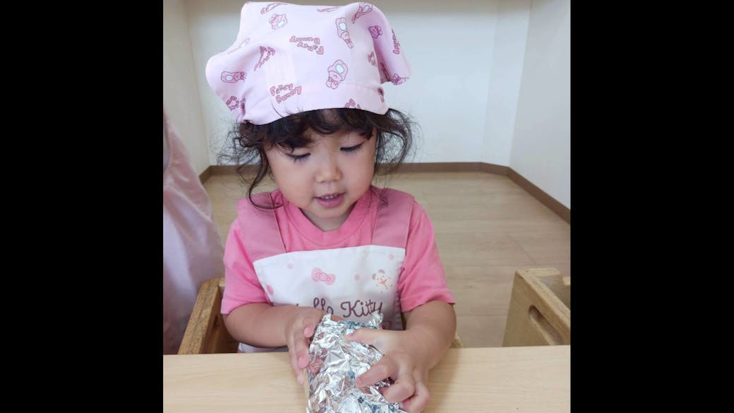 食育　焼き芋を作るよ。おいしくなぁれ！