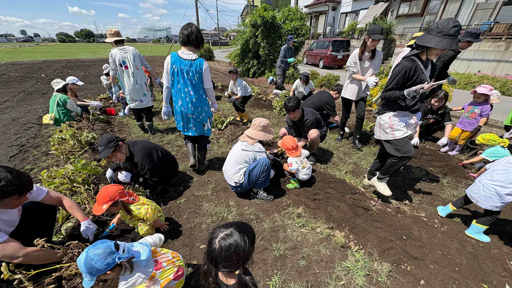 ココカラ農園　親子行事として、収穫体験ができます。
