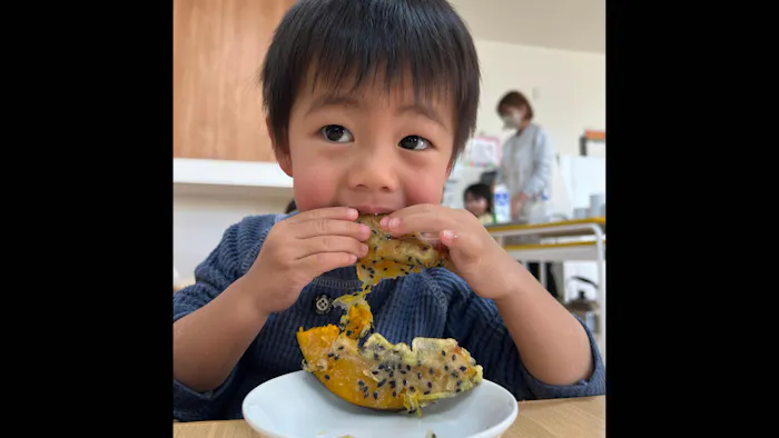子どもたちの「おいしい！」という可愛い声が響きます。