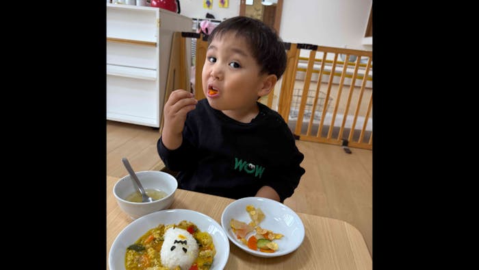 子どもたちの「おいしい！」という可愛い声が響きます。