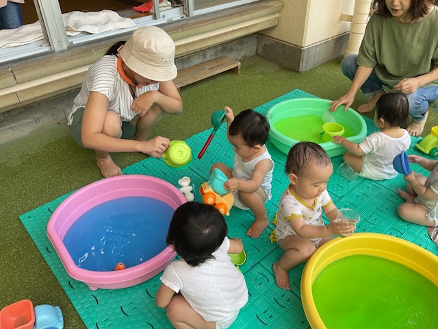 地域向け　水遊びを　しました