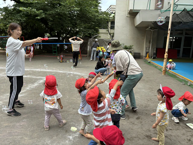 地域活動　シャボン玉あそびをしました。