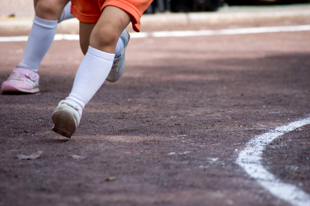 常勤の体育の先生がいます！