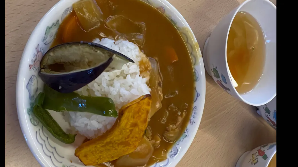 夏野菜カレー　お泊り保育夕飯