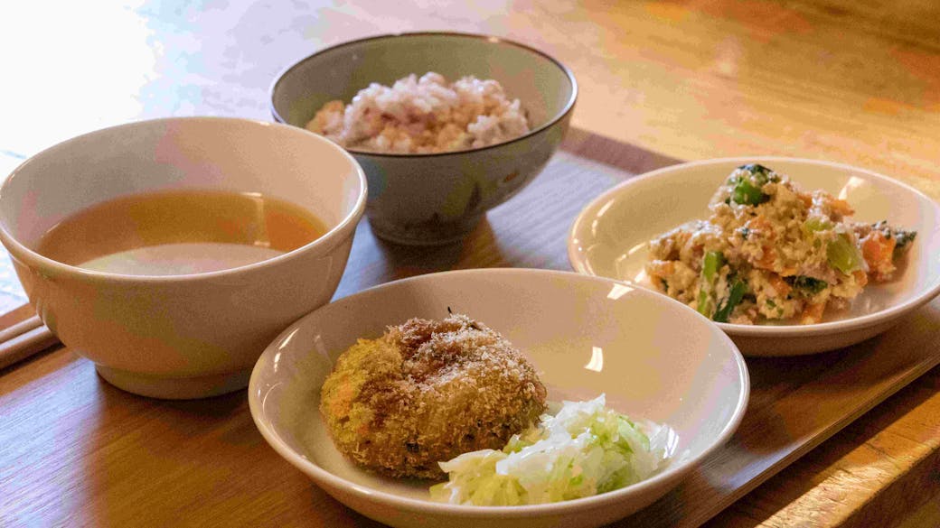 食べることは生きること