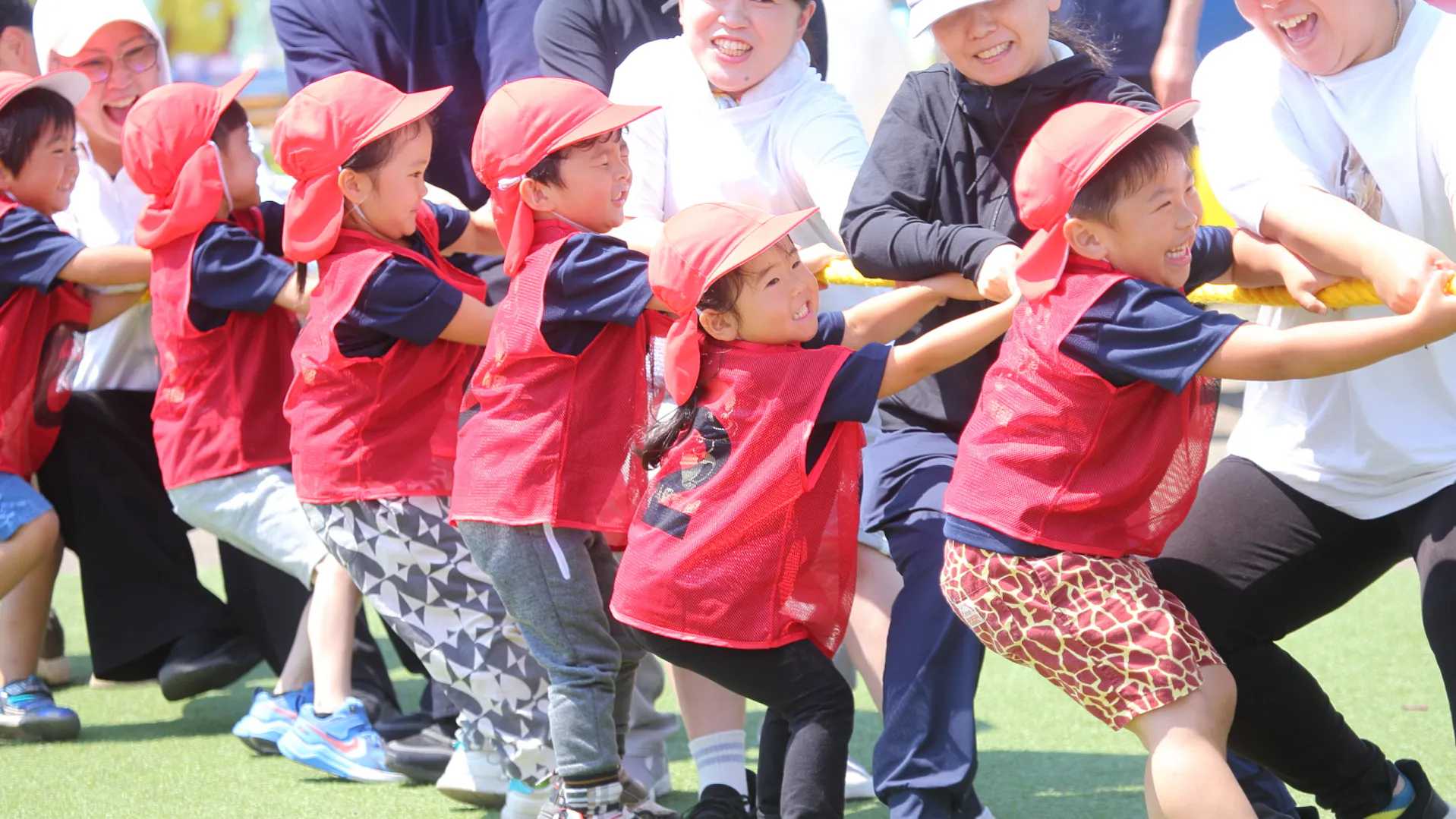 子どもが大好きな方を募集します、　一緒に保育しませんか！