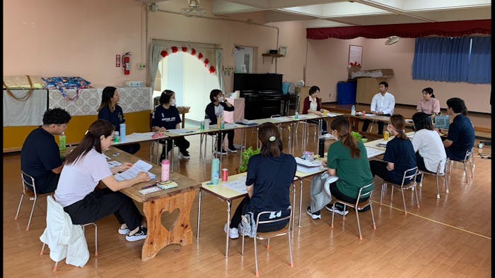 保育者の声を大切にチームで保育、充実した休暇と書類の簡素化