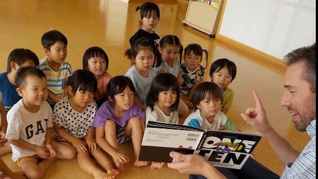 英語遊びで国際交流