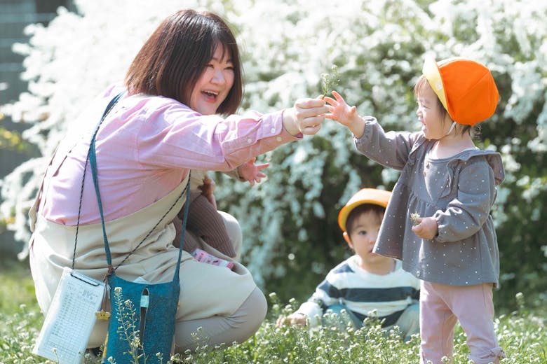 広い園舎に四季を感じる環境で保育をしませんか?