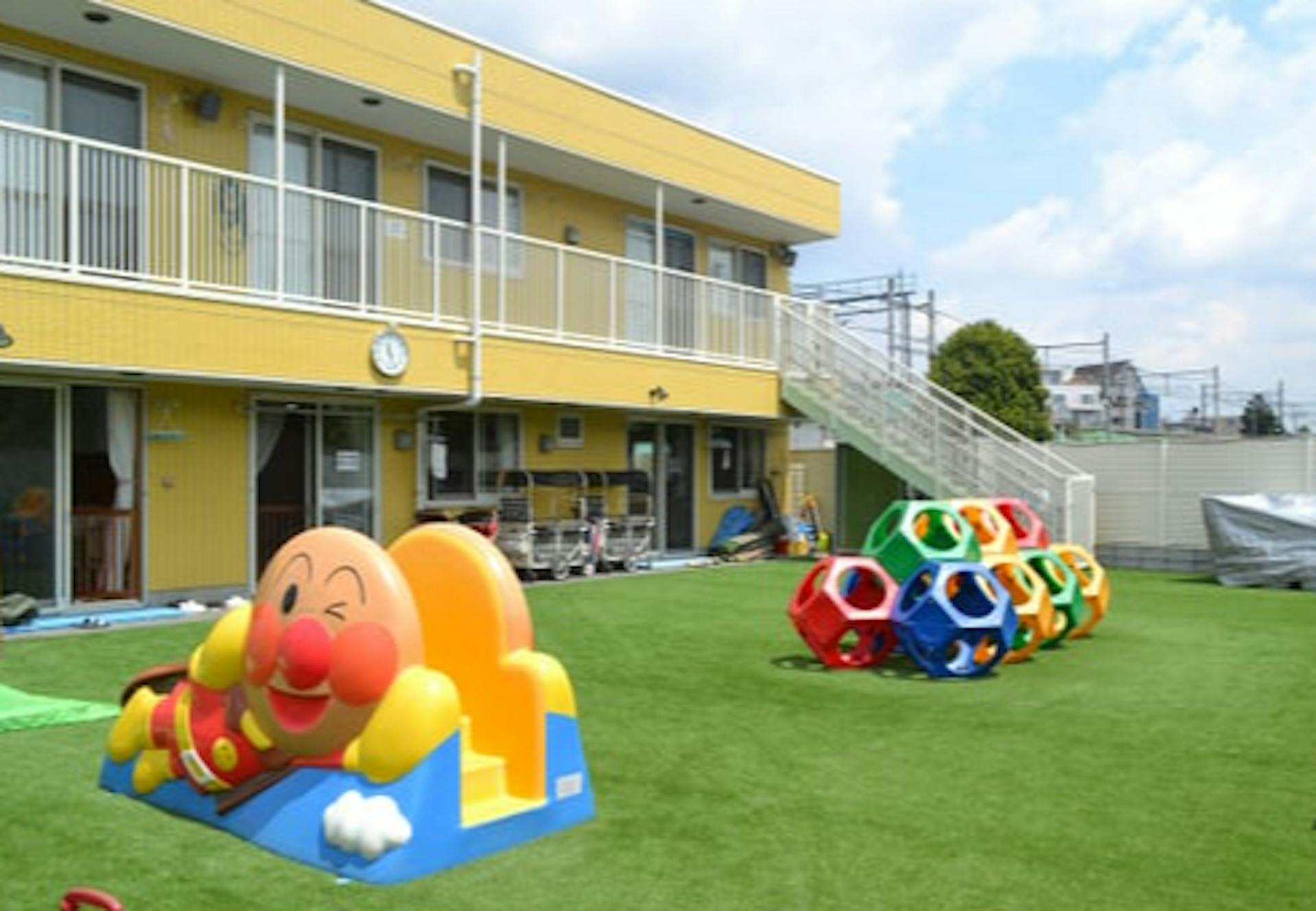 子どもにも　おとなにも　居心地のいい保育園を目指しています！