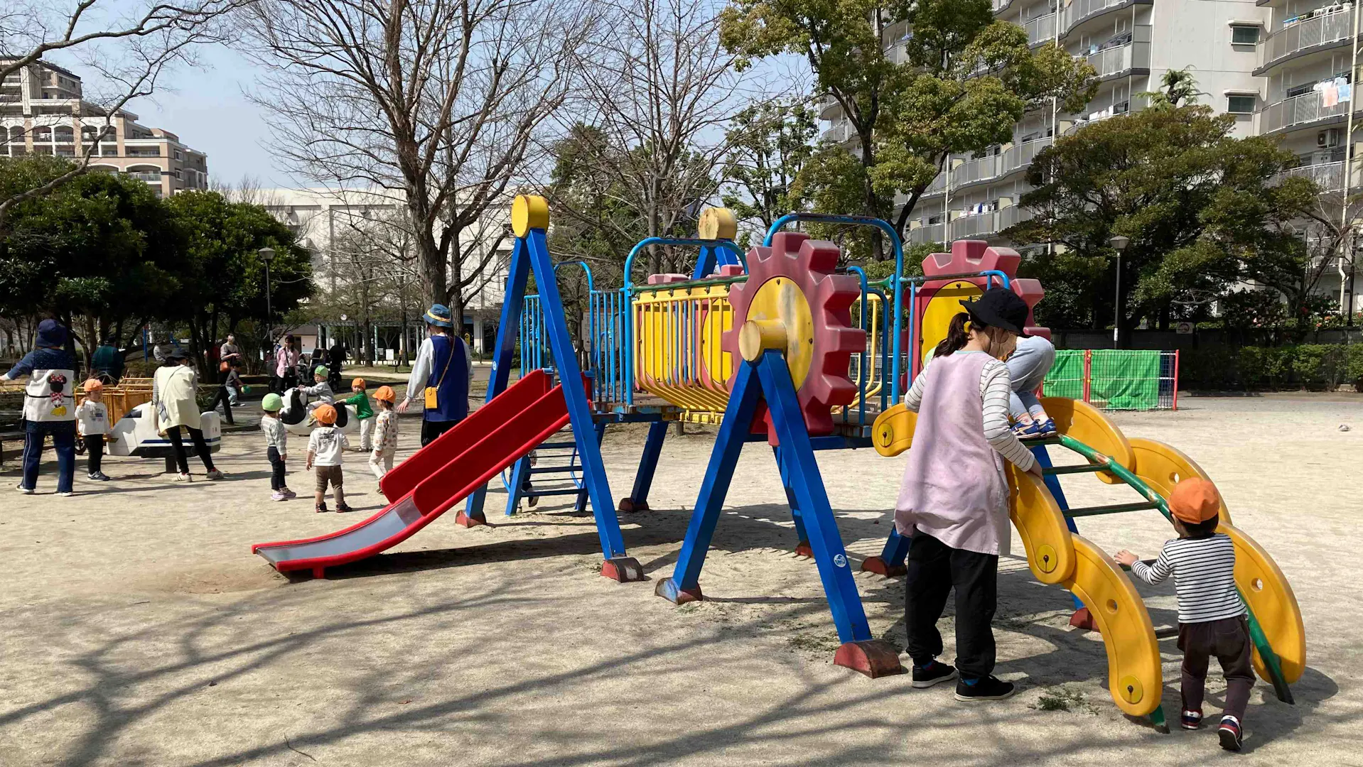 【0・1・2歳児のみ】小規模保育園でゆっくり子どもと遊べます