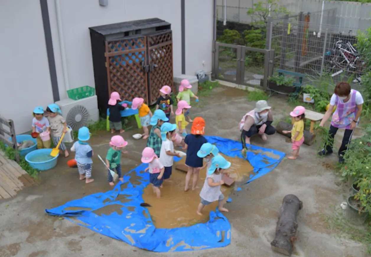 ぽっかぽか彩保育園