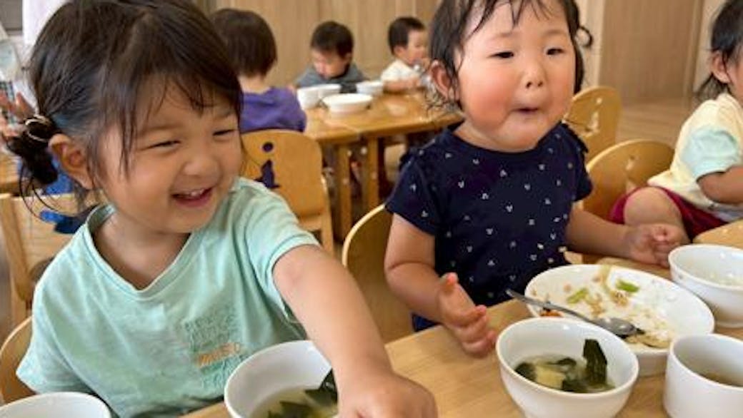お友達と一緒に食べるお給食は格別です✨