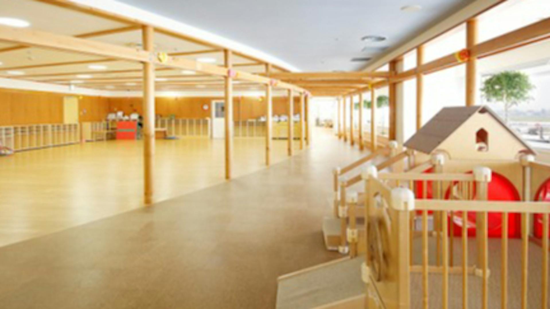 世界に一番近い保育園で未来を育てる仕事をしませんか。